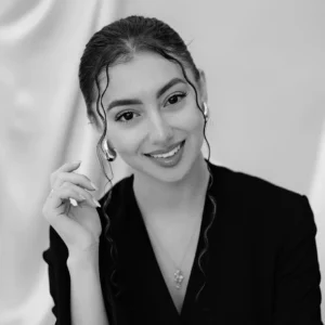 Jona Shah (Fashion Designer | Entrepreneur | Lifestyle Creator)